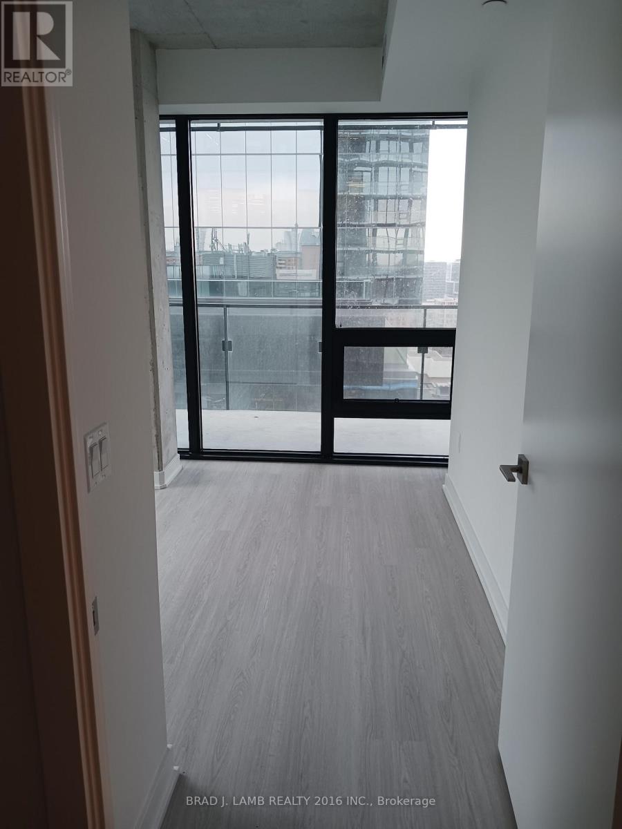 1302 - 284 King Street, Toronto, Ontario  M5A 1K4 - Photo 5 - C12868326