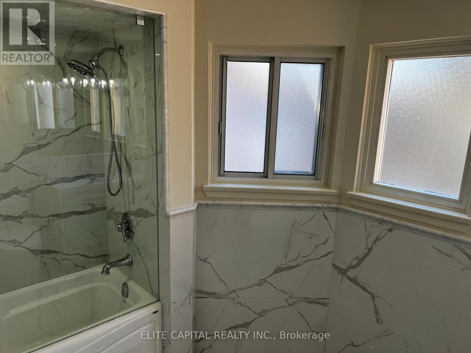 74 Thimble Berryway, Toronto, Ontario  M2H 3K7 - Photo 18 - C12868342