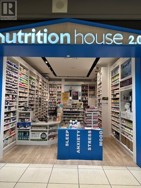 D103 - 1 Dundas Street W, Toronto, Ontario  M5G 1Z3 - Photo 1 - C12868360