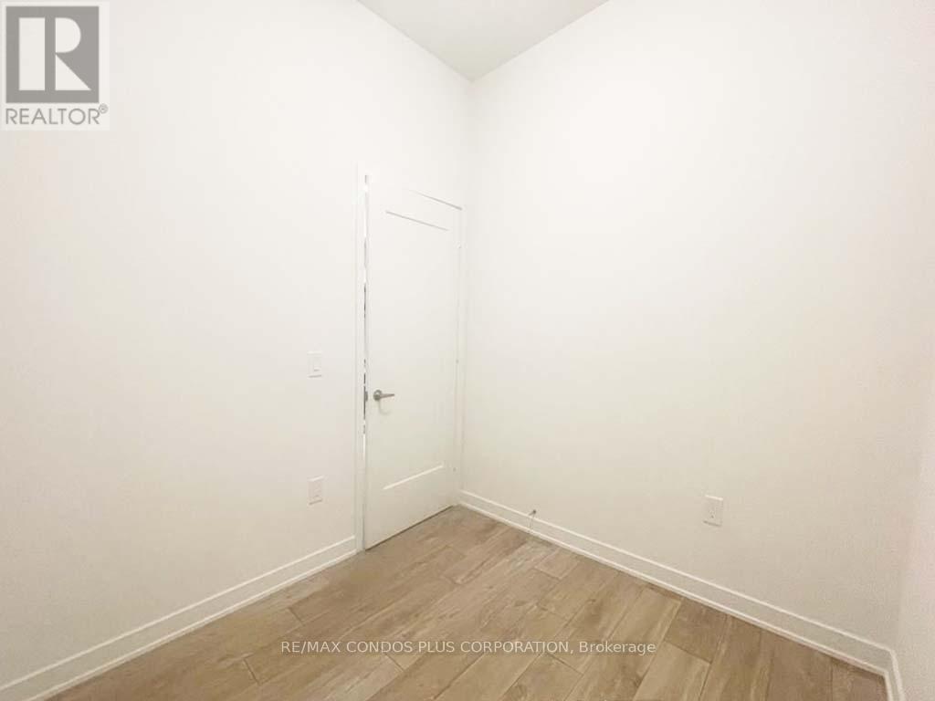 1113 - 60 Princess Street, Toronto, Ontario  M5A 2C7 - Photo 4 - C12868378