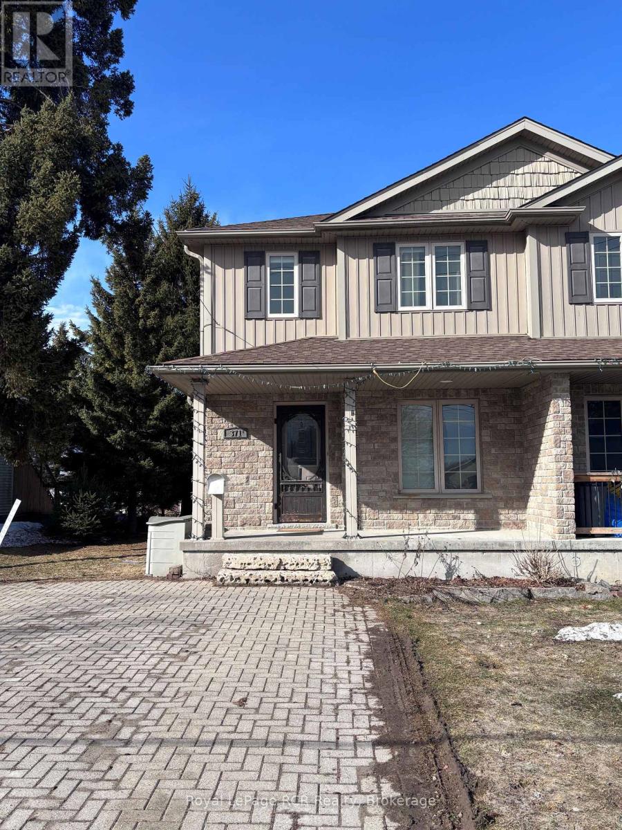 371 MAIN STREET W, Minto, Ontario