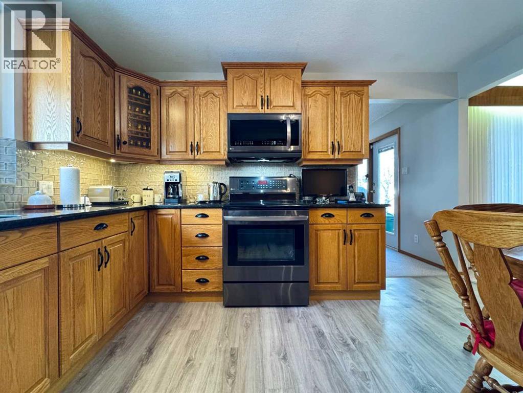 335 28 Street S, Lethbridge, Alberta  T1J 3S7 - Photo 17 - A2281909