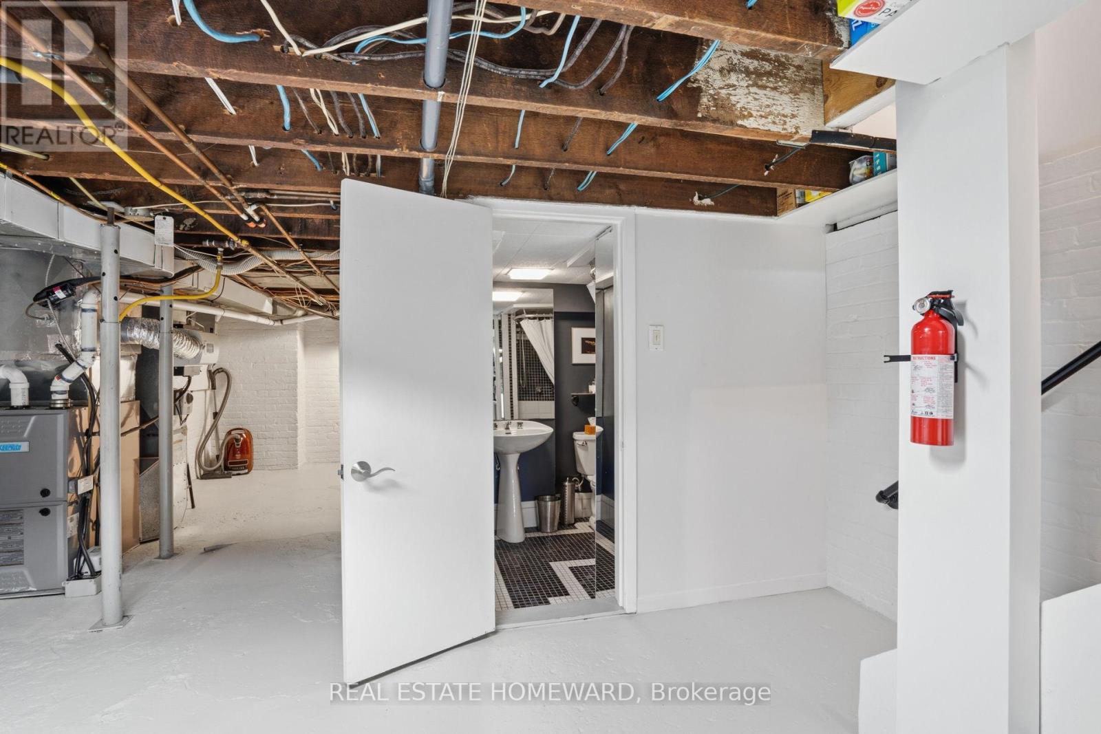 158 First Avenue, Toronto, Ontario  M4M 1X1 - Photo 34 - E12868294