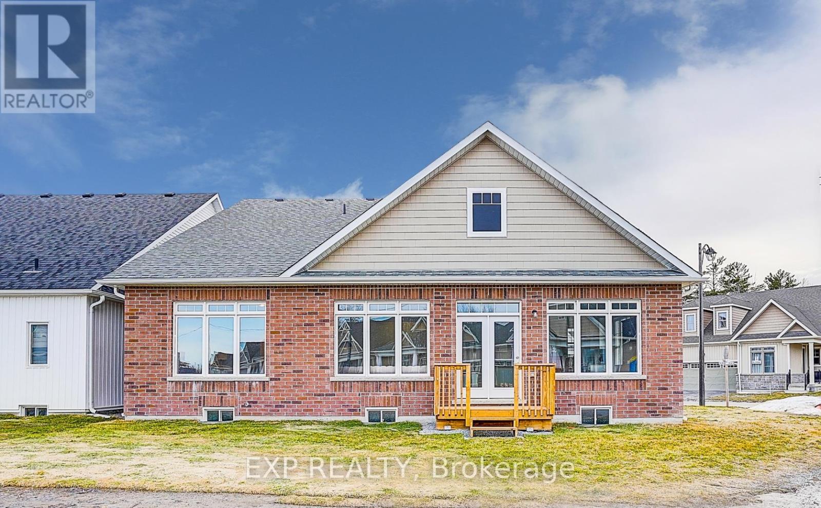 4 Palmira Drive, Georgina, Ontario  L0E 1R0 - Photo 24 - N12865538