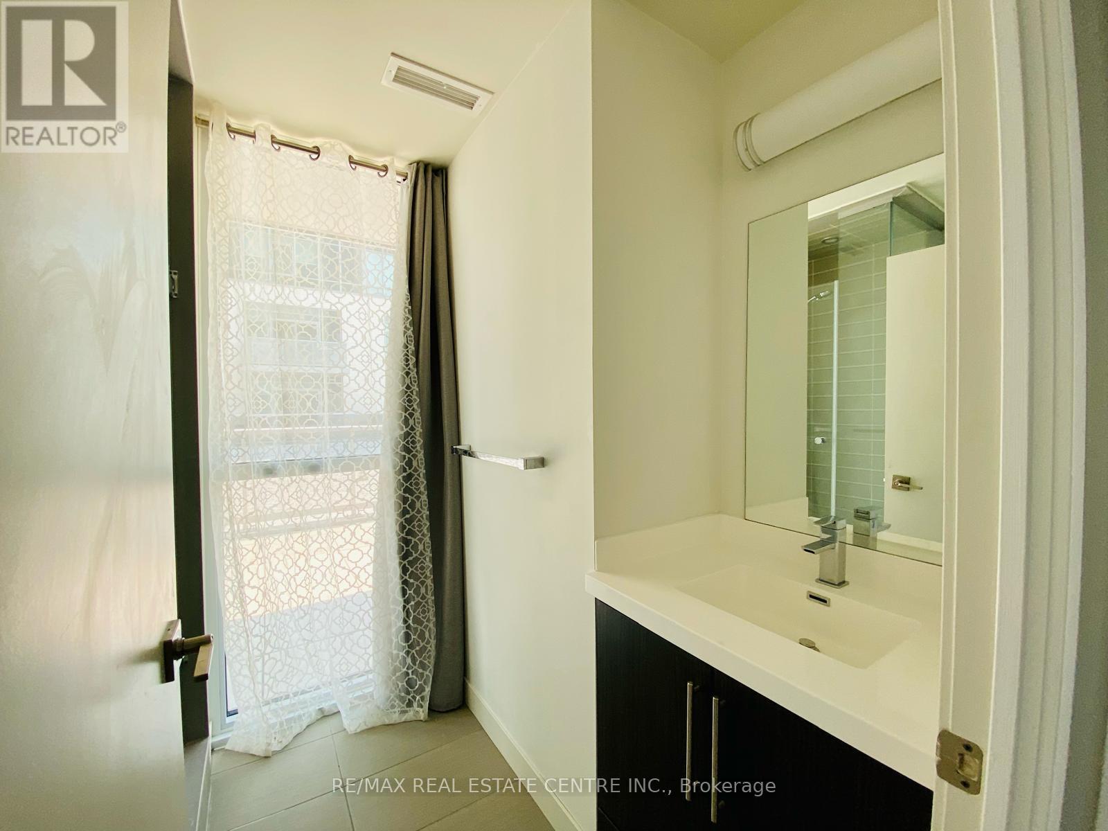 1008 - 2087 Fairview Street, Burlington, Ontario  L6R 0E5 - Photo 18 - W12730584