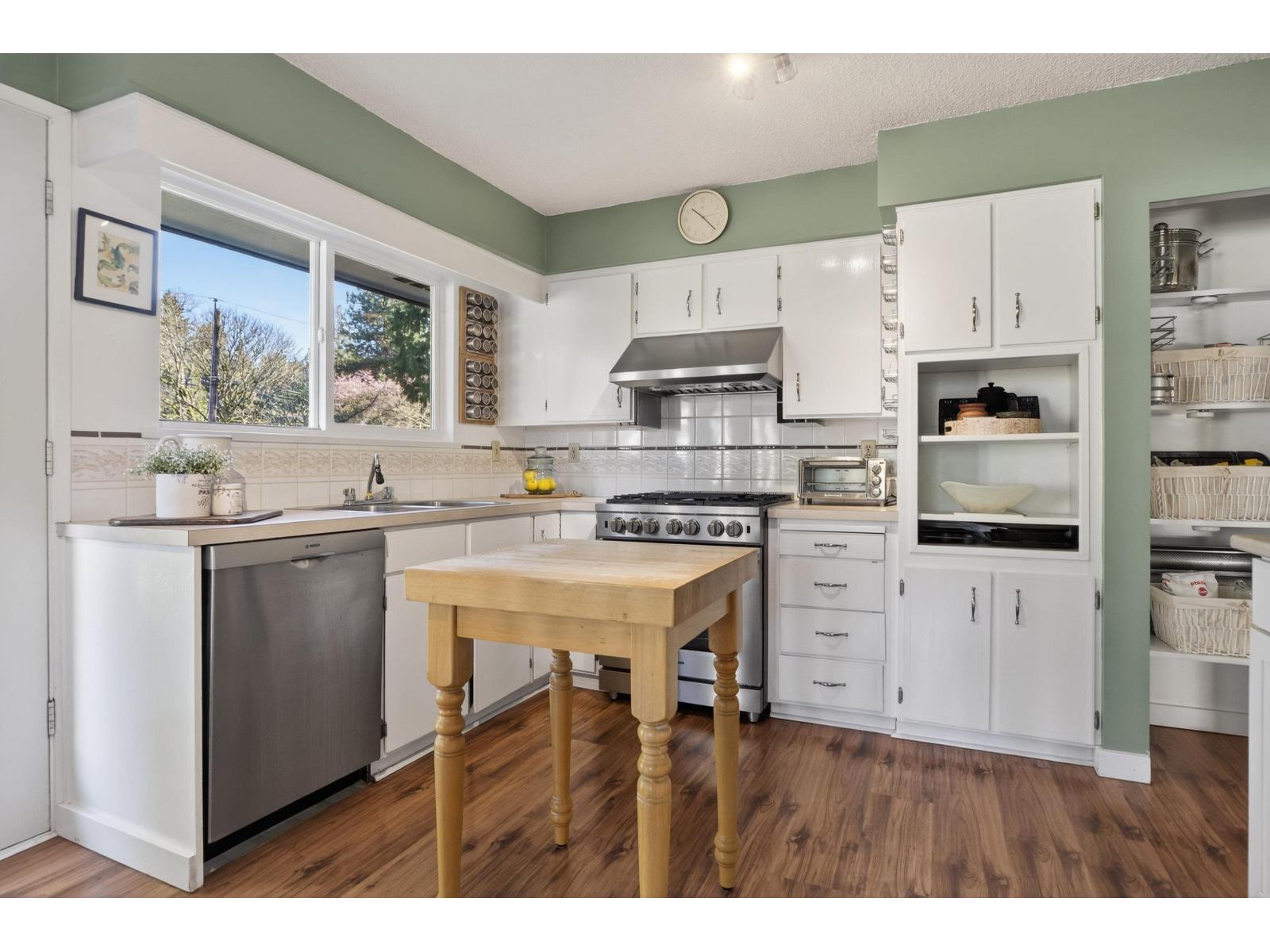 12337 Seacrest Drive, Surrey, British Columbia  V4A 3J8 - Photo 12 - R3097693