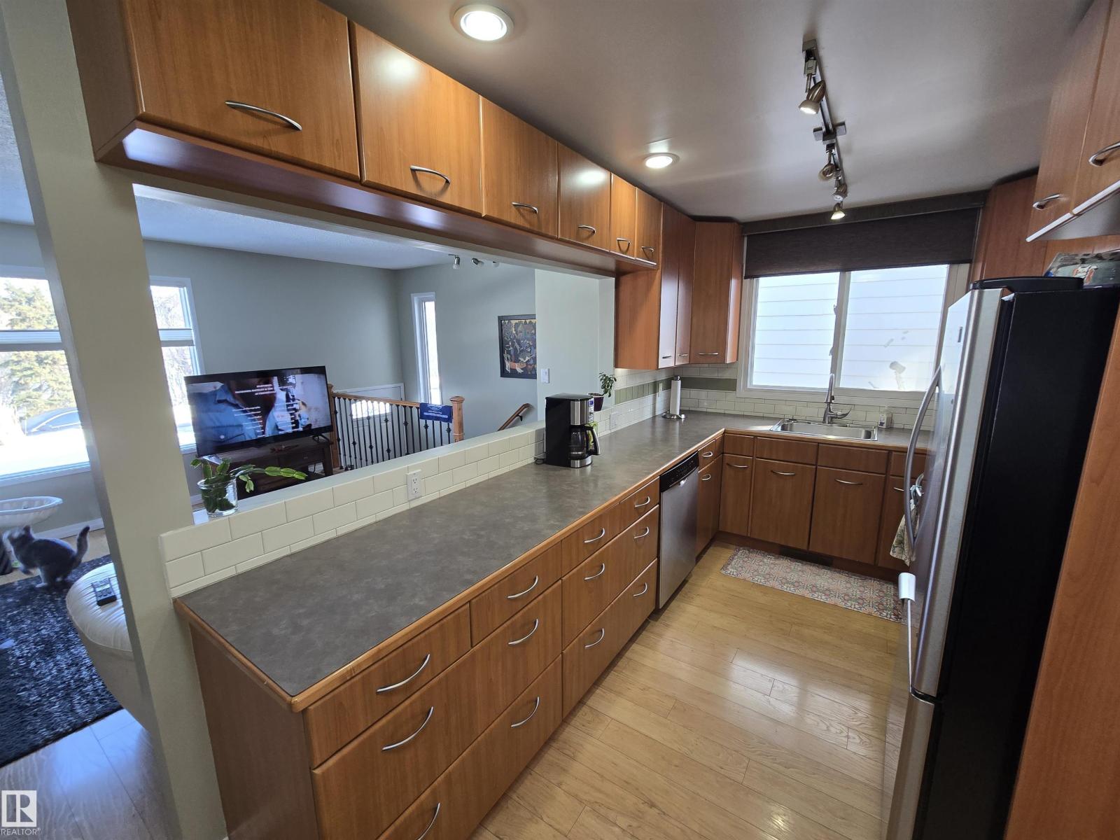 10282 87 St Nw, Edmonton, Alberta  T5H 1N6 - Photo 11 - E4476772