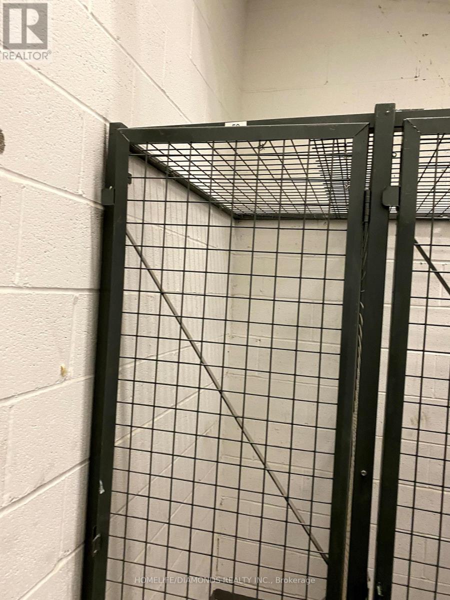 1711 - 950 Portage Parkway, Vaughan, Ontario  L4K 0J6 - Photo 15 - N12868278