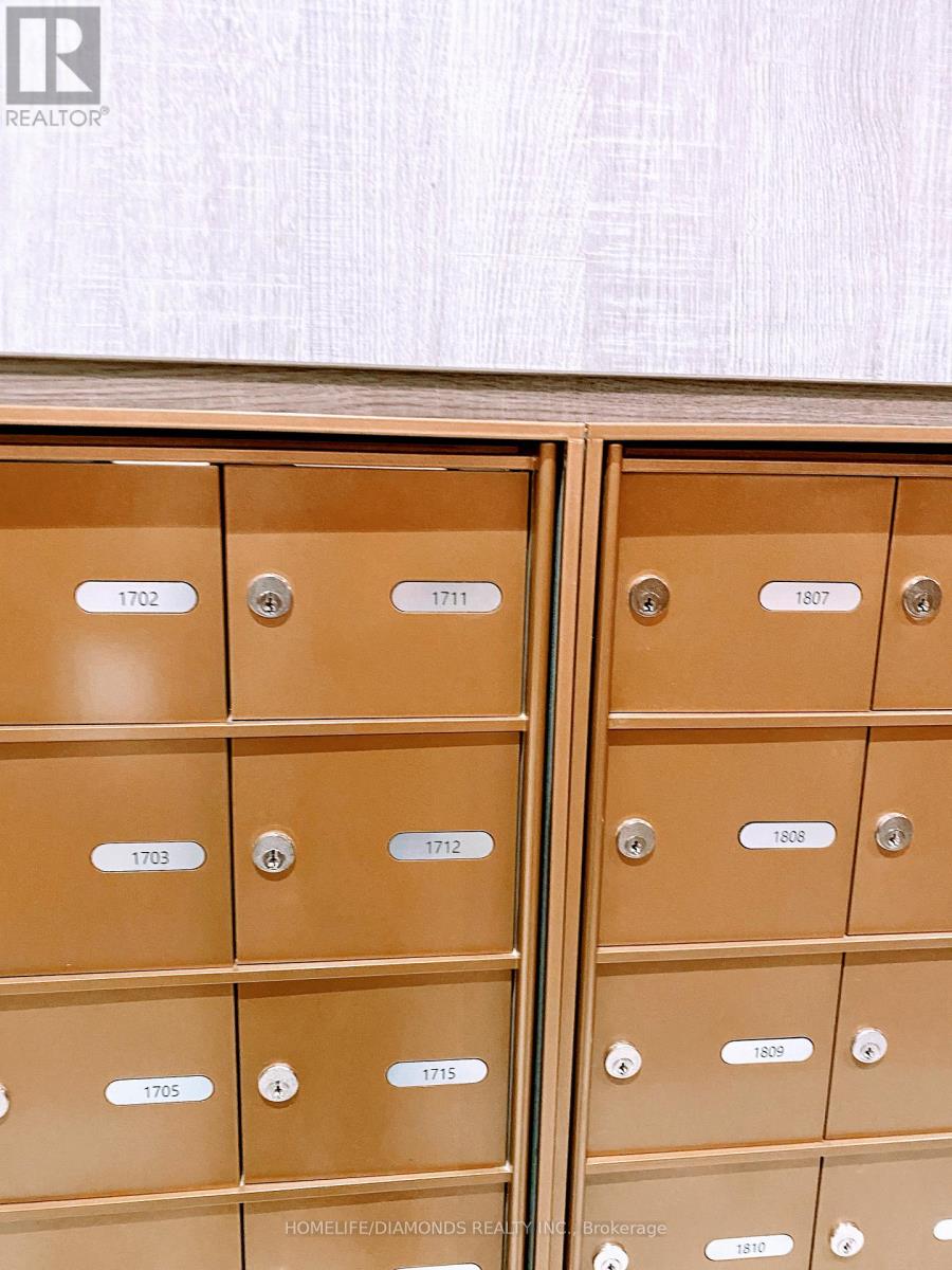 1711 - 950 Portage Parkway, Vaughan, Ontario  L4K 0J6 - Photo 19 - N12868278