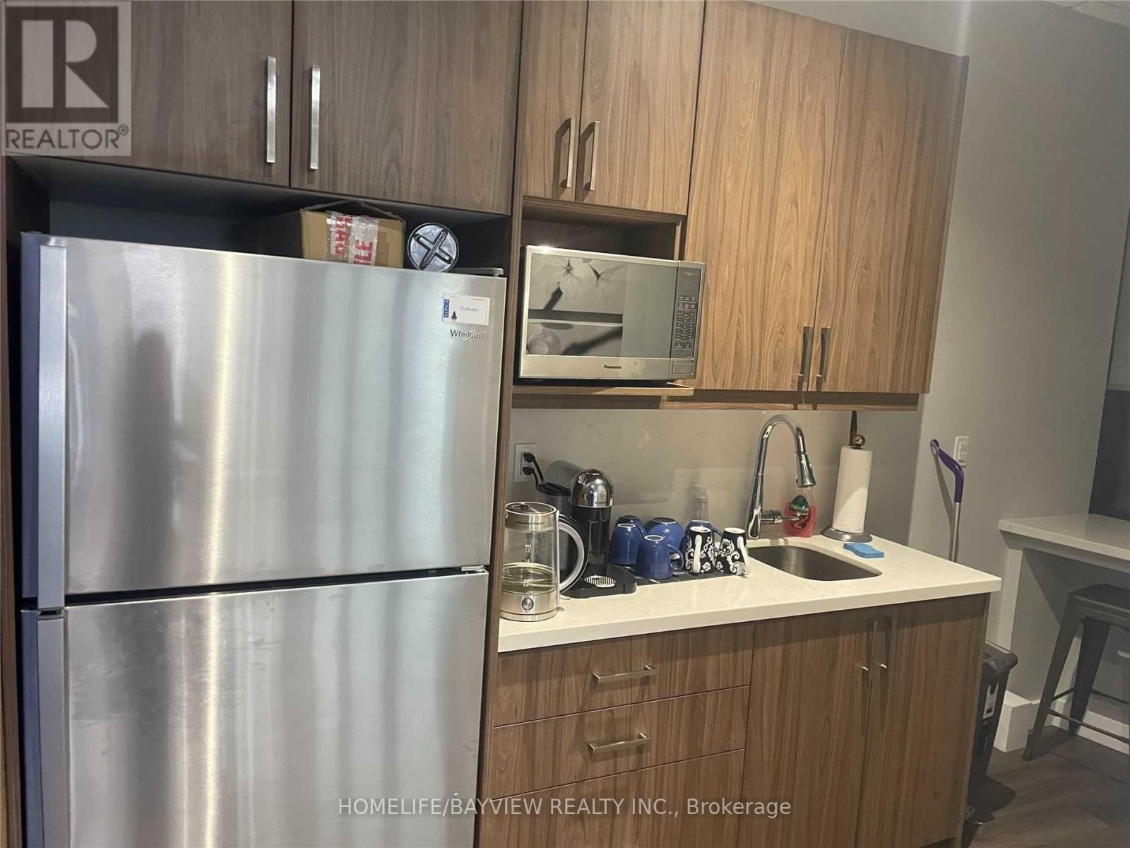 304 - 505 Highway 7 E, Markham (Commerce Valley), Ontario  L3T 7T1 - Photo 11 - N12868280