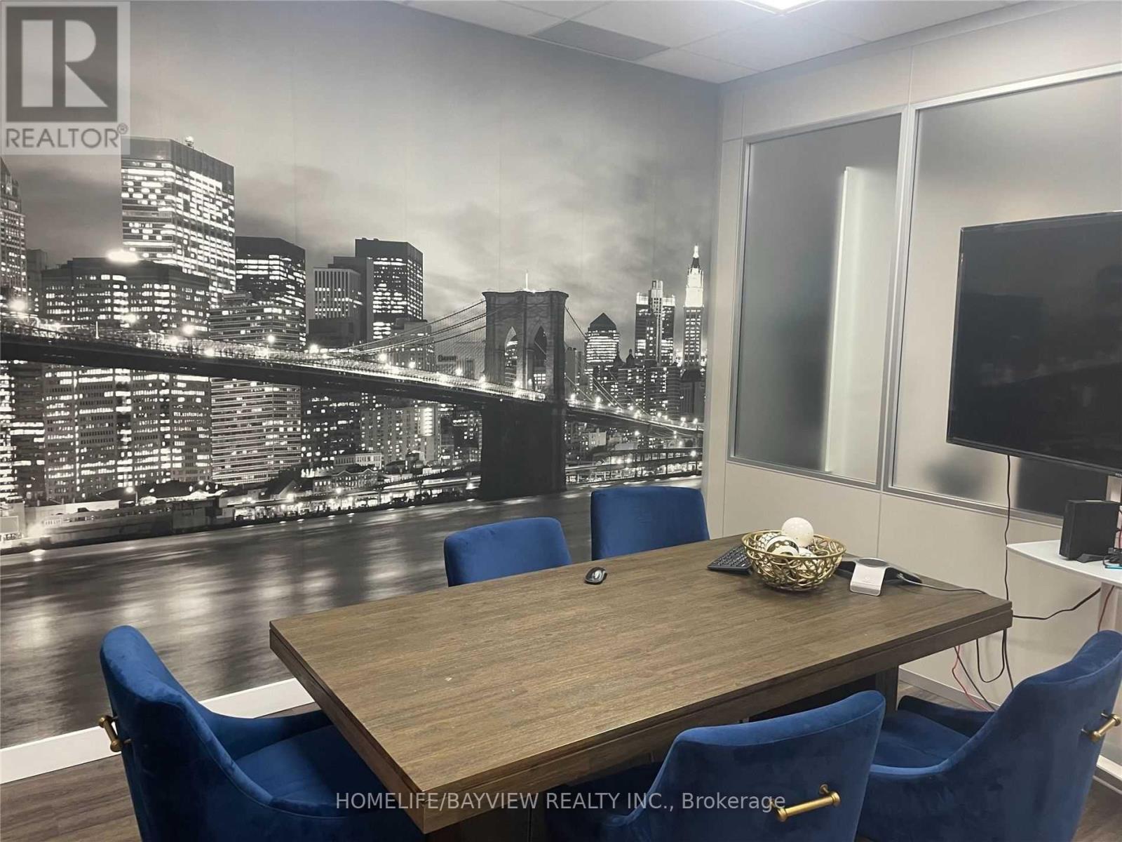 304 - 505 Highway 7 E, Markham (Commerce Valley), Ontario  L3T 7T1 - Photo 3 - N12868280