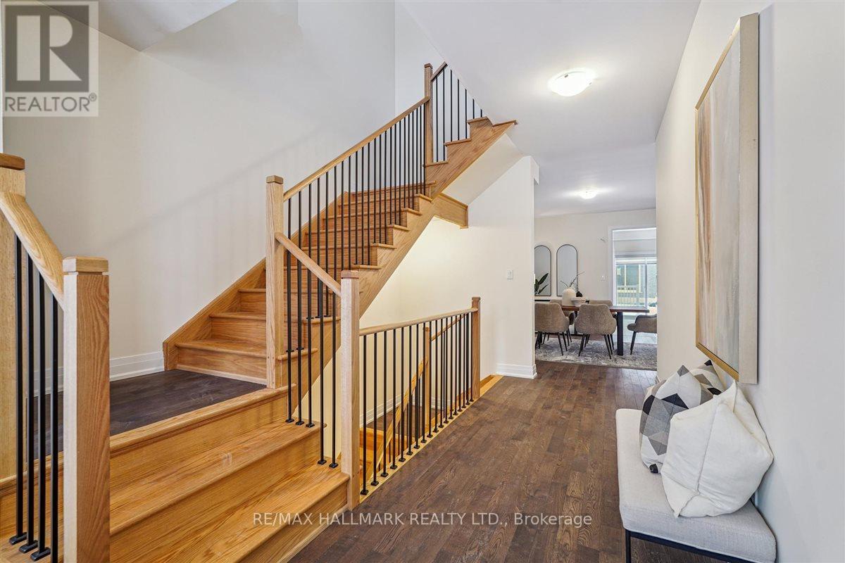 21 La Reine Avenue, Richmond Hill (Oak Ridges), Ontario  L4E 1N3 - Photo 14 - N12868400