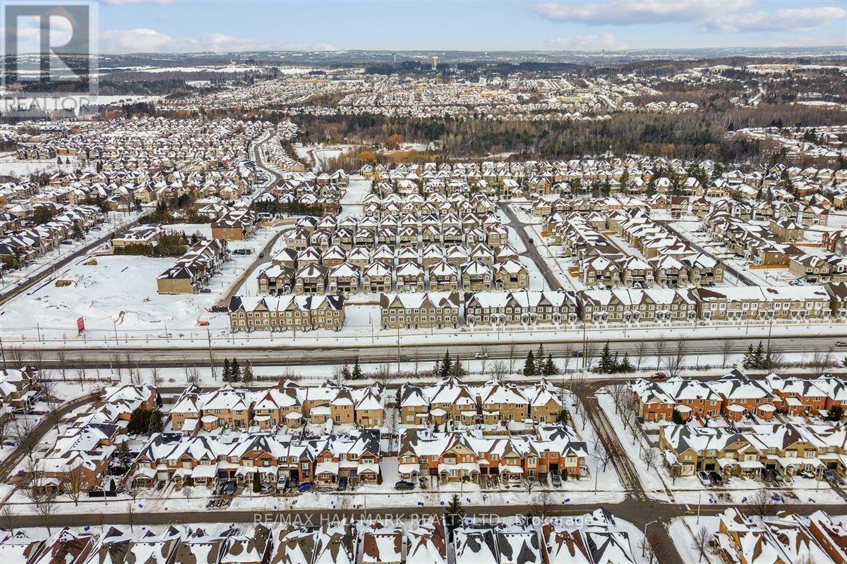 21 La Reine Avenue, Richmond Hill (Oak Ridges), Ontario  L4E 1N3 - Photo 49 - N12868400