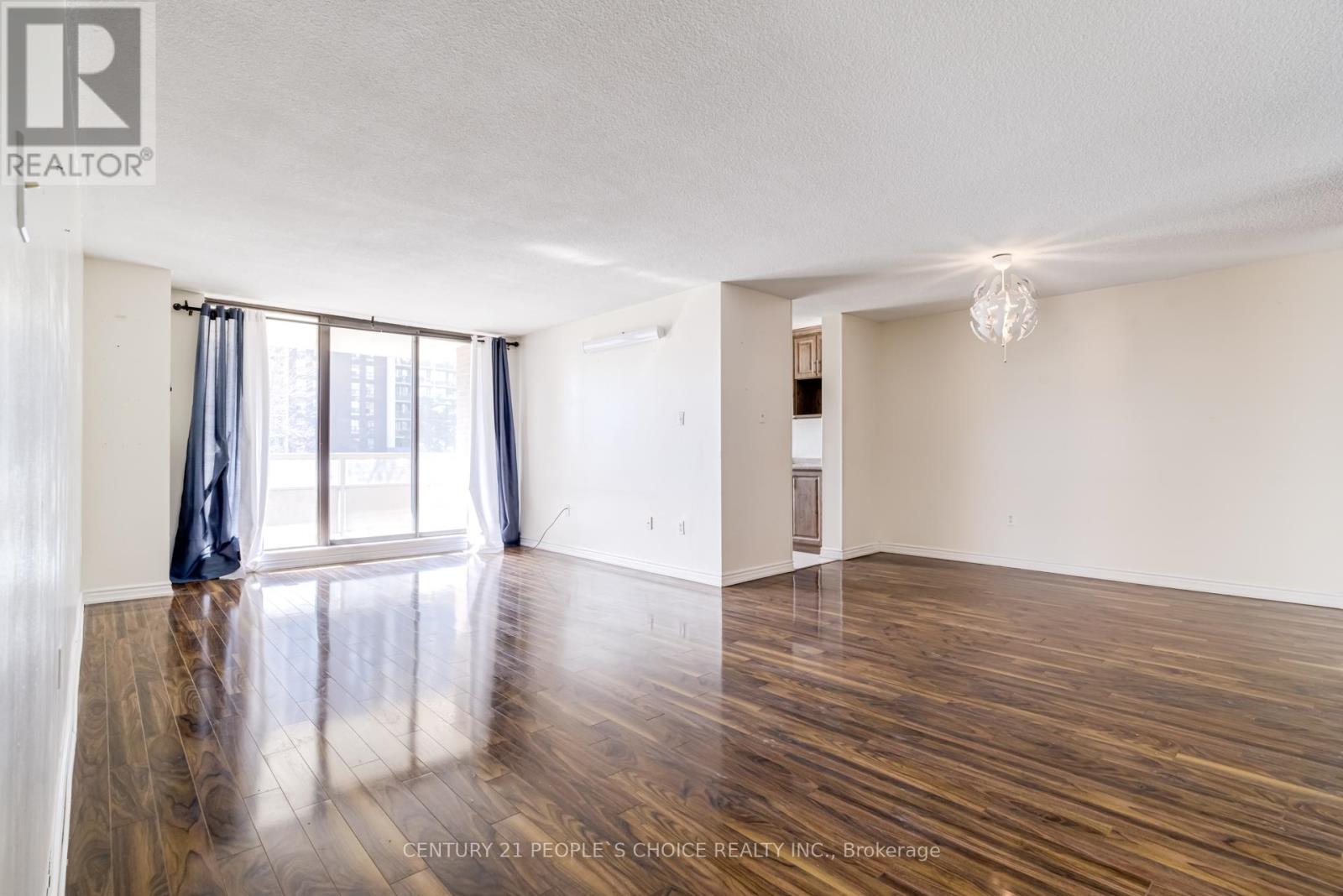 202 - 4 Kings Cross Road, Brampton (Queen Street Corridor), Ontario  L6T 3X8 - Photo 7 - W12868312