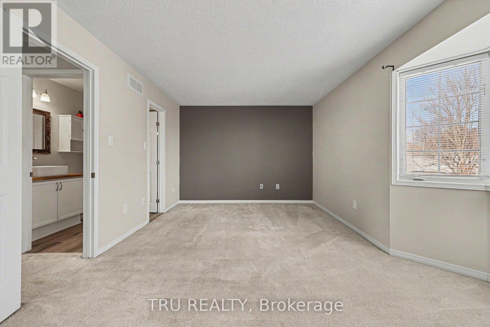 37 Daventry Crescent, Ottawa, Ontario  K2J 4N6 - Photo 19 - X12855878