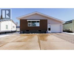506 2 Street W, Bow Island, Alberta