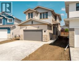 730 Violet Place W, Lethbridge, Alberta