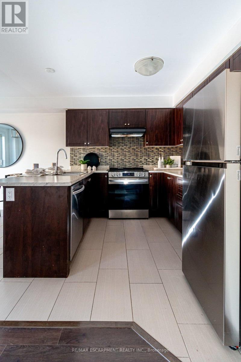 19 Cromarty Avenue, Haldimand, Ontario  N3W 0B6 - Photo 15 - X12868354