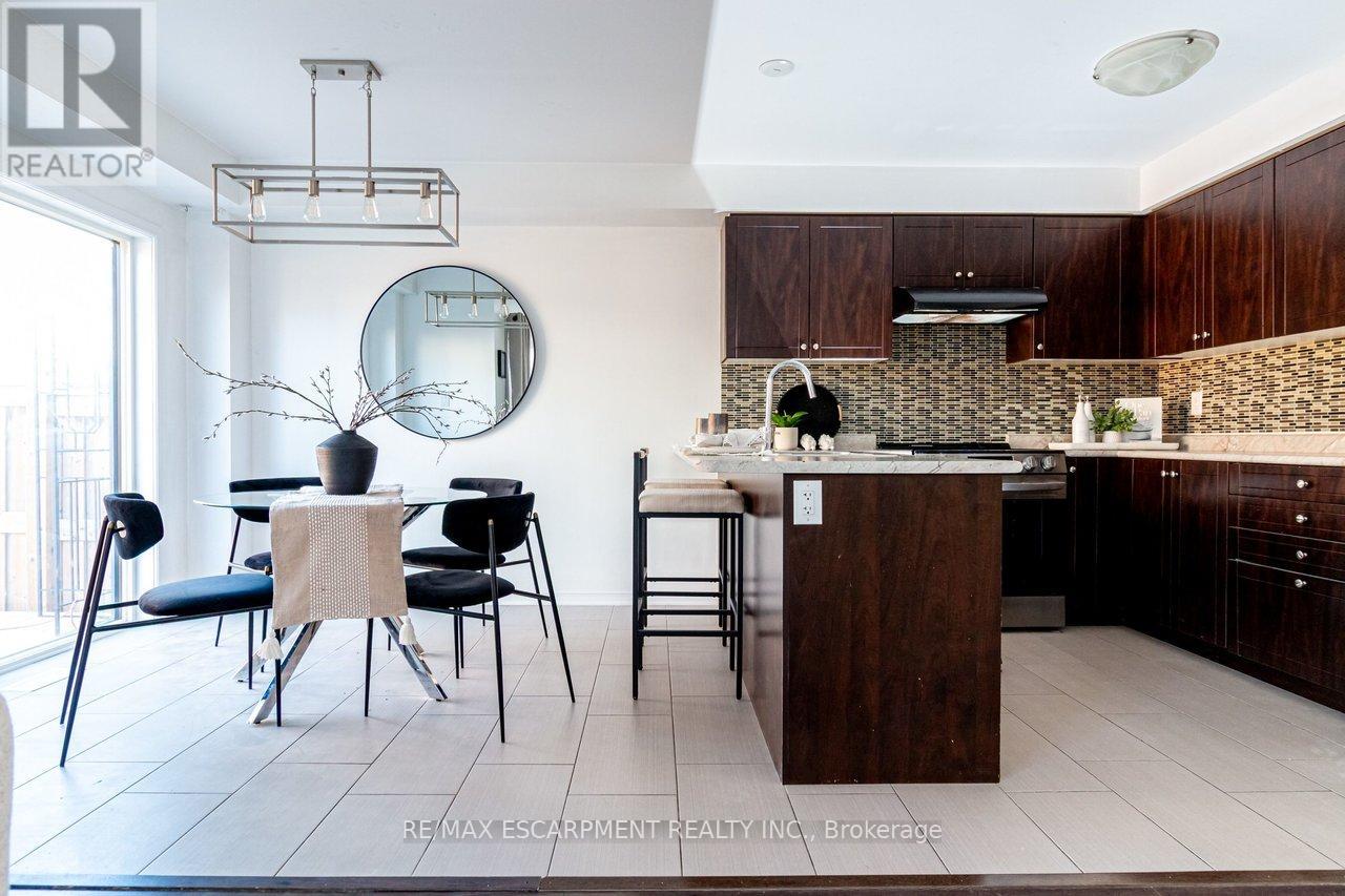 19 Cromarty Avenue, Haldimand, Ontario  N3W 0B6 - Photo 17 - X12868354