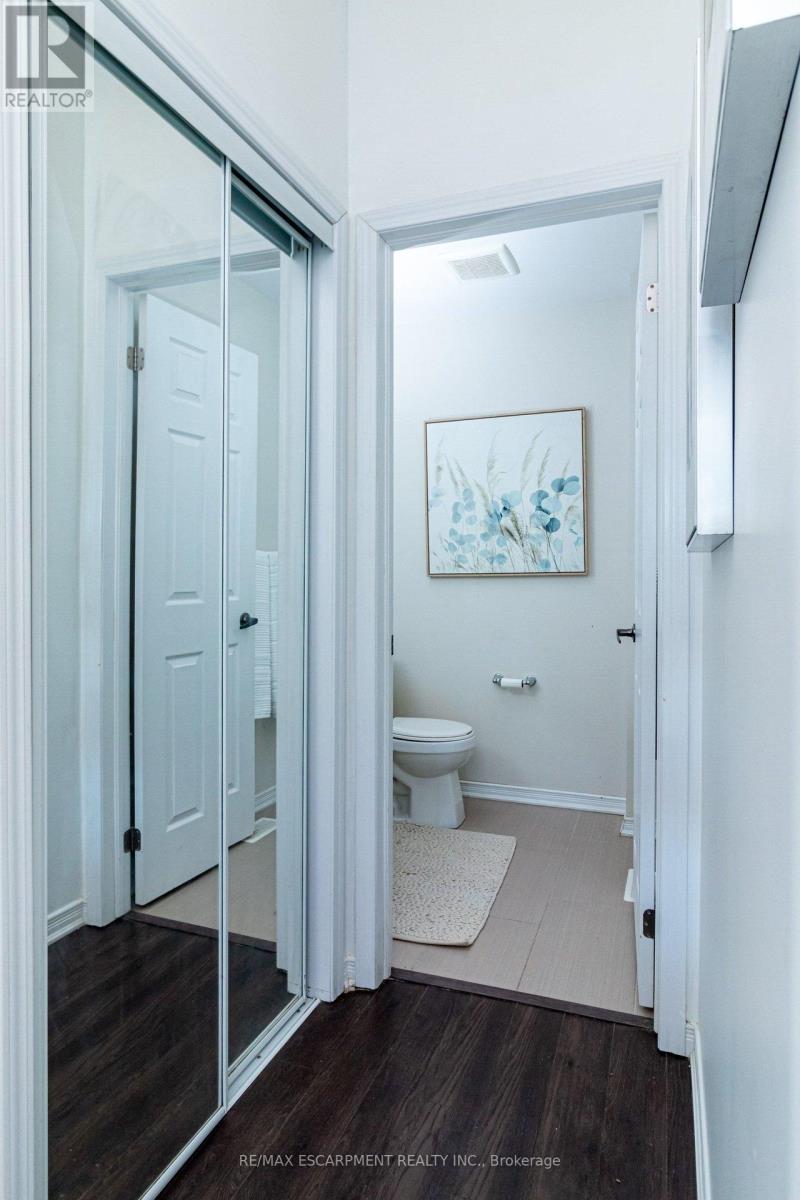 19 Cromarty Avenue, Haldimand, Ontario  N3W 0B6 - Photo 22 - X12868354