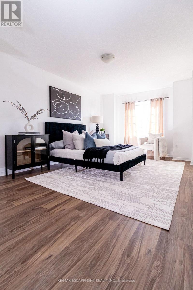 19 Cromarty Avenue, Haldimand, Ontario  N3W 0B6 - Photo 26 - X12868354