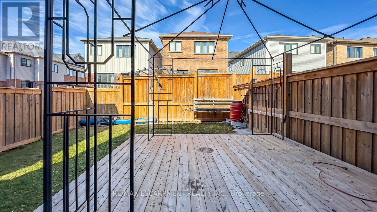 19 Cromarty Avenue, Haldimand, Ontario  N3W 0B6 - Photo 42 - X12868354