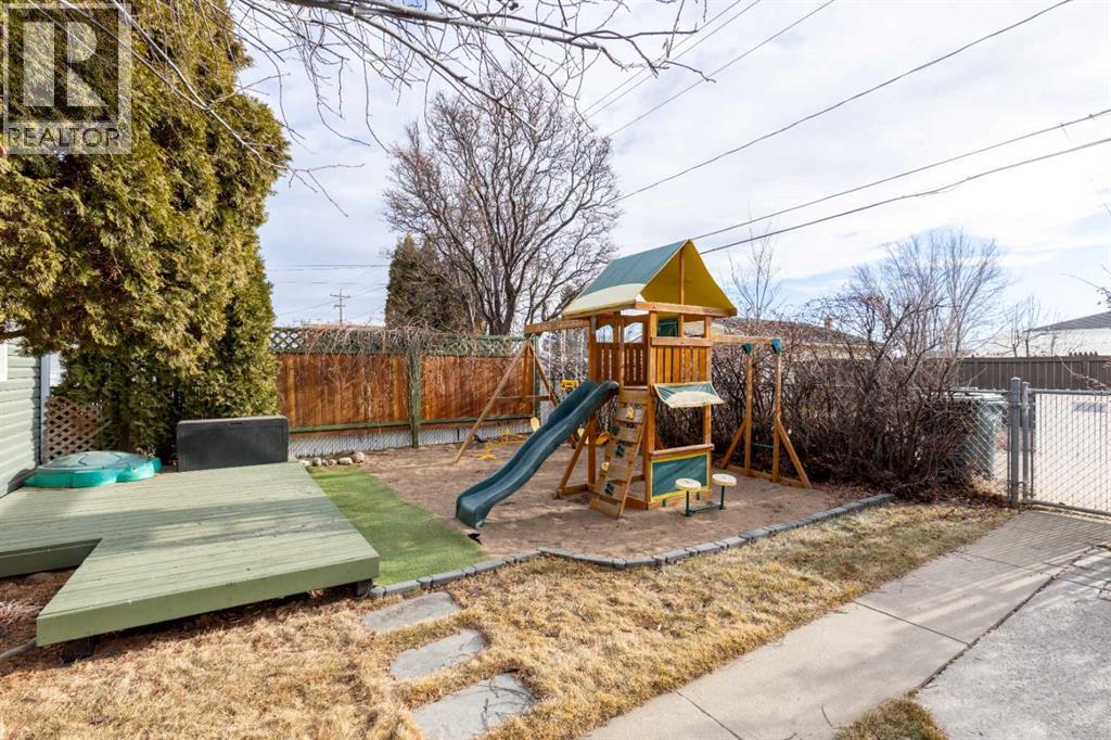 683 7 Street Sw, Medicine Hat, Alberta  T1A 4K9 - Photo 37 - A2291265