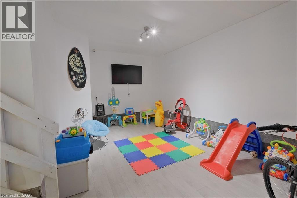 12 Roseberry Lane, Kitchener, Ontario  N2B 0A9 - Photo 25 - 40803765