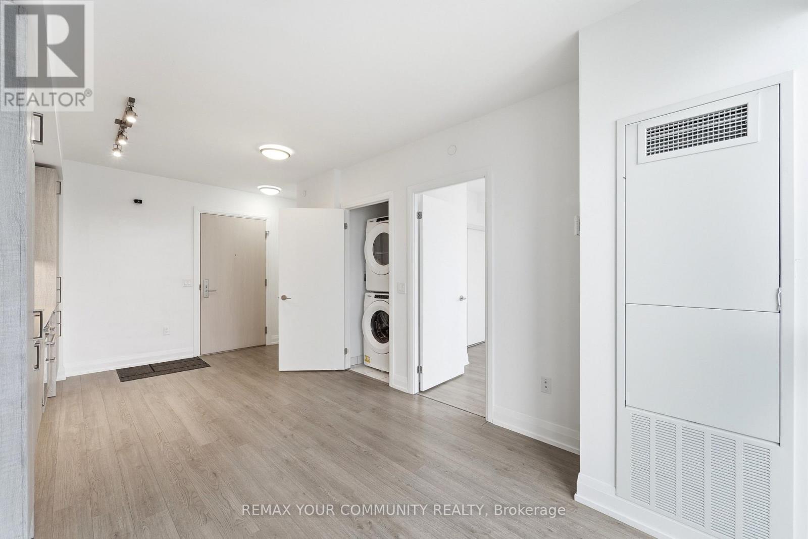 2506 - 77 Mutual Street, Toronto, Ontario  M5B 0B9 - Photo 16 - C12857708