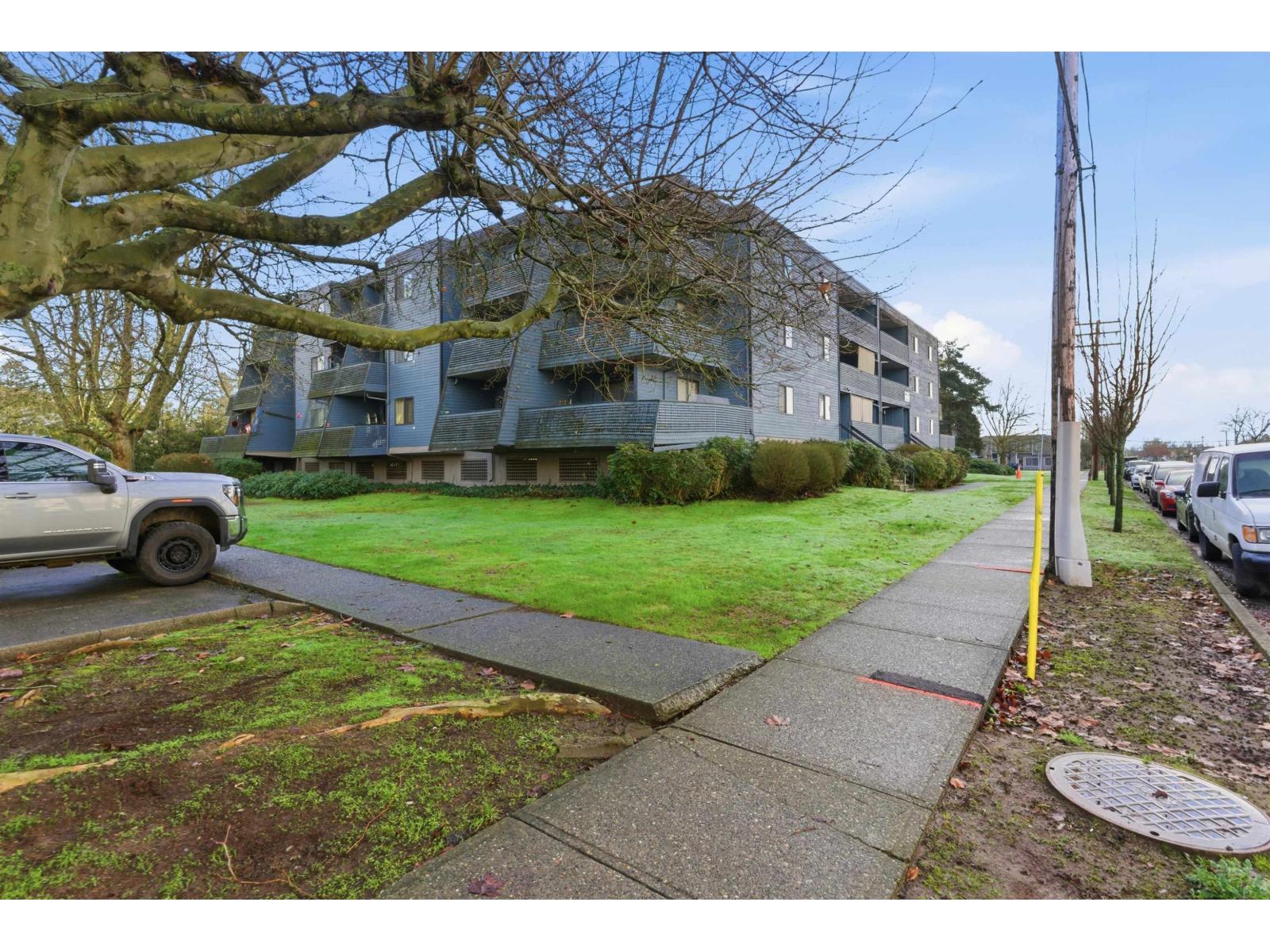 306 5906 176a Street, Surrey, British Columbia  V3S 4H7 - Photo 2 - R3080138