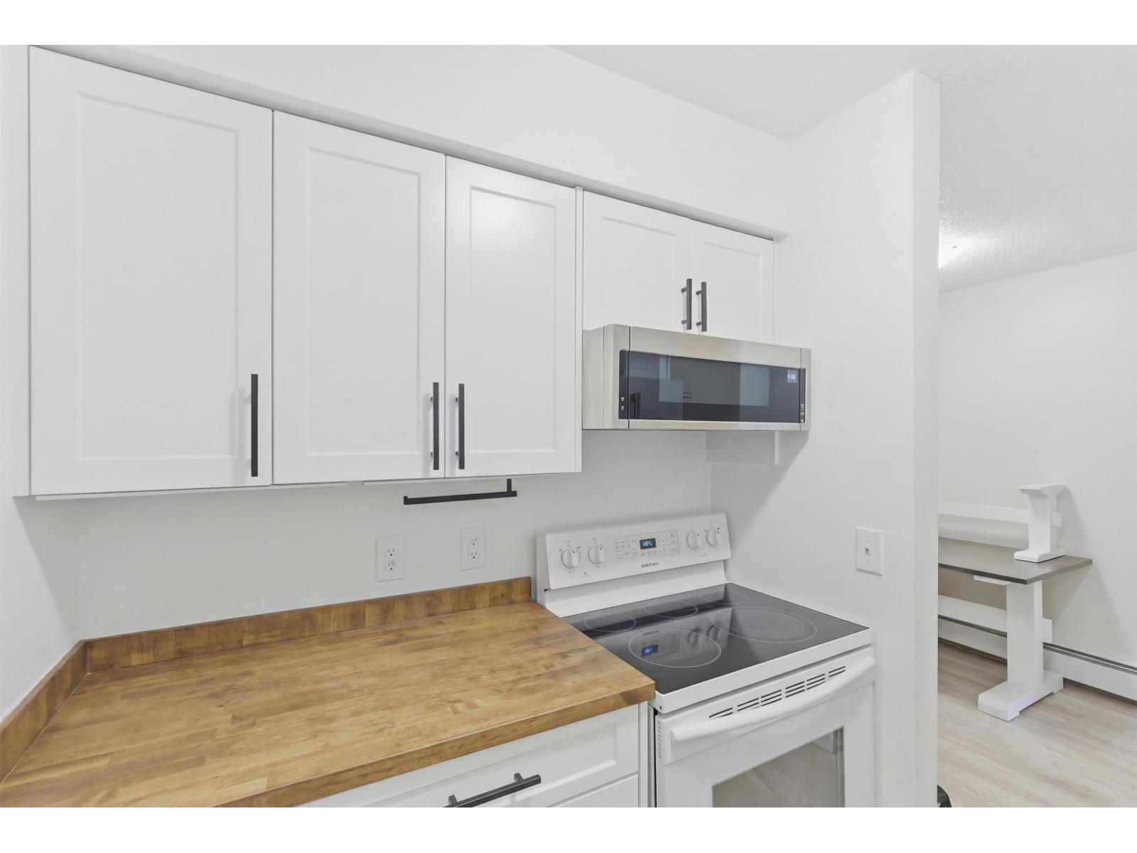 306 5906 176a Street, Surrey, British Columbia  V3S 4H7 - Photo 14 - R3080138