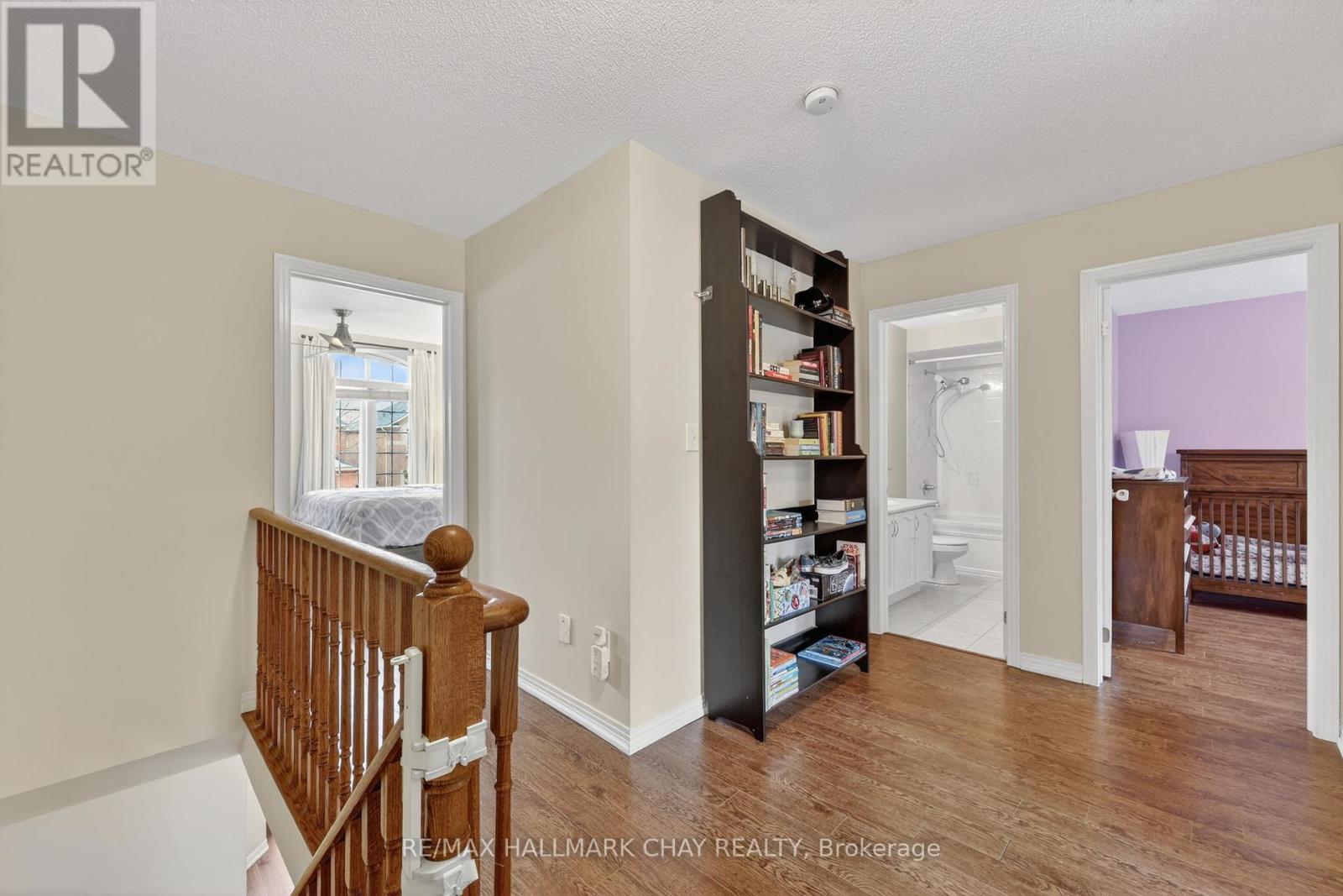 83 Beare Trail, Newmarket, Ontario  L3X 3B3 - Photo 13 - N12868088