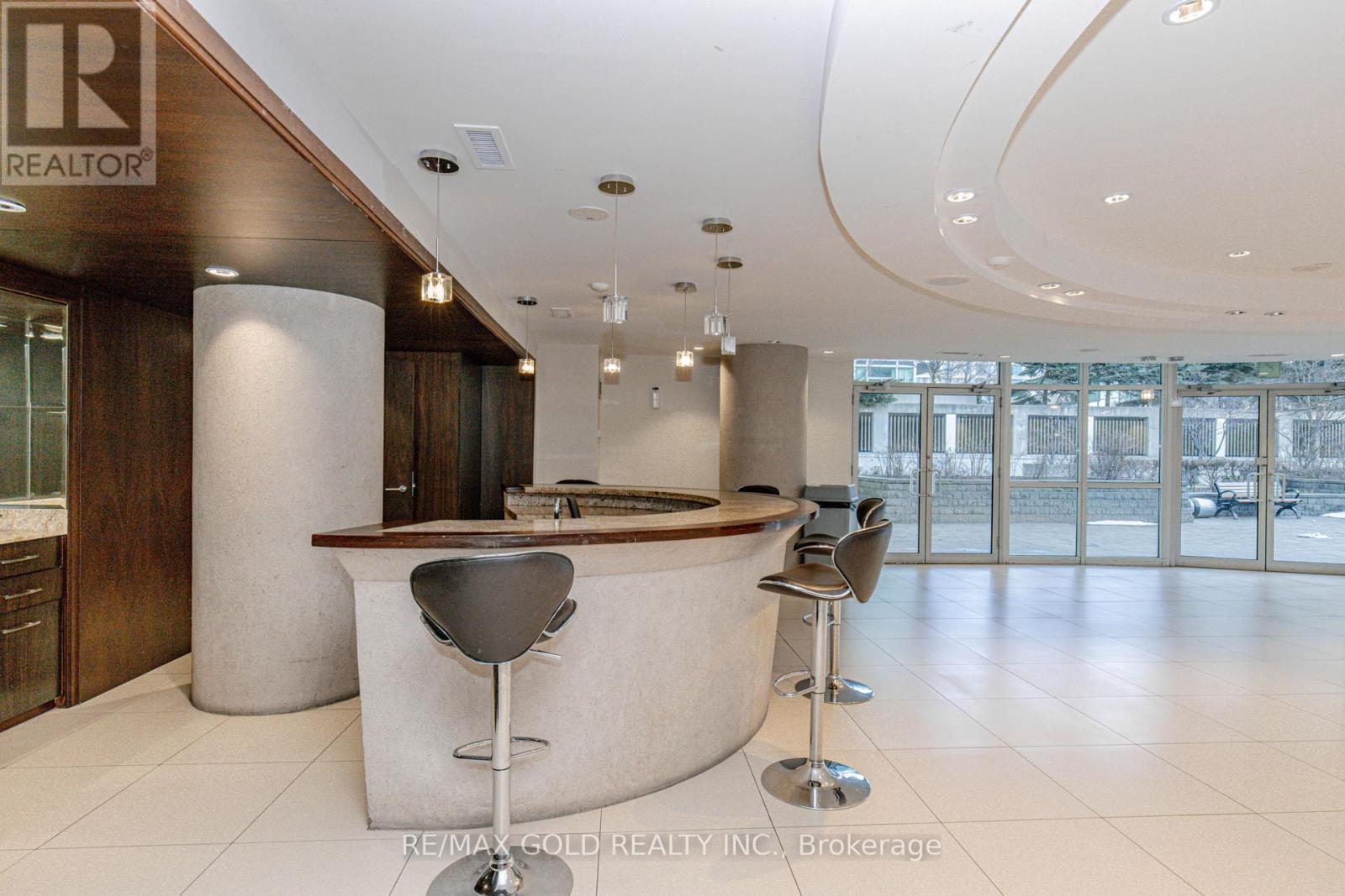 1106 - 220 Burnhamthorpe Road W, Mississauga, Ontario  L5B 4N4 - Photo 46 - W12863680