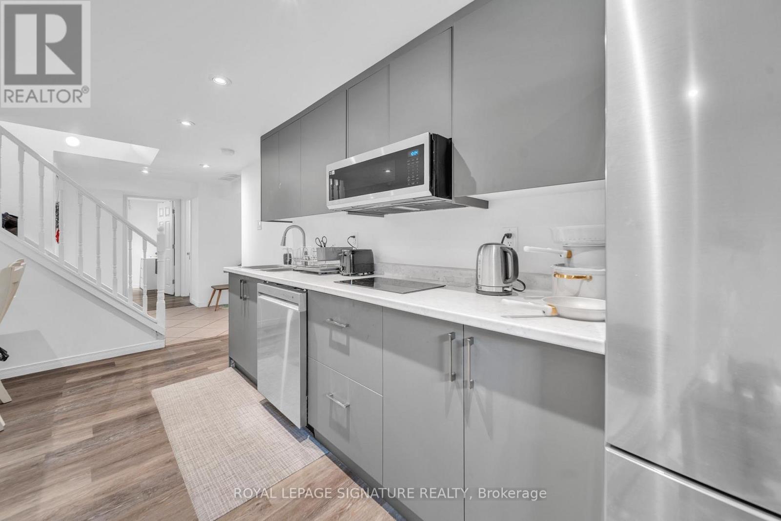 313 Patricia Avenue, Toronto, Ontario  M2R 2M6 - Photo 21 - C12868298