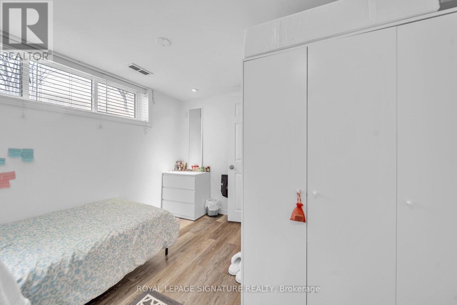 313 Patricia Avenue, Toronto, Ontario  M2R 2M6 - Photo 10 - C12868298