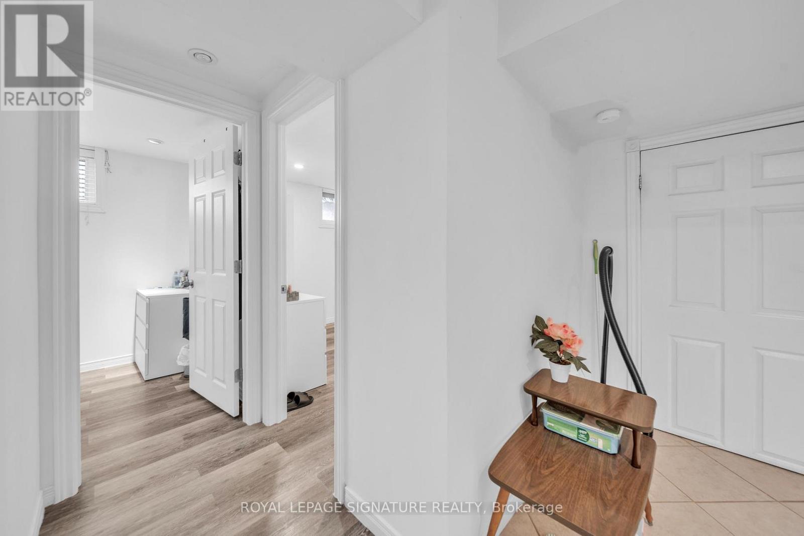 313 Patricia Avenue, Toronto, Ontario  M2R 2M6 - Photo 6 - C12868298