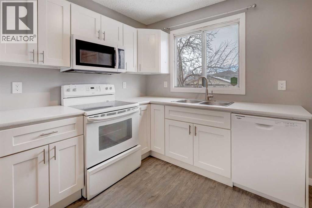 2452 38 Street Ne, Calgary, Alberta  T2Z 3B5 - Photo 7 - A2290940