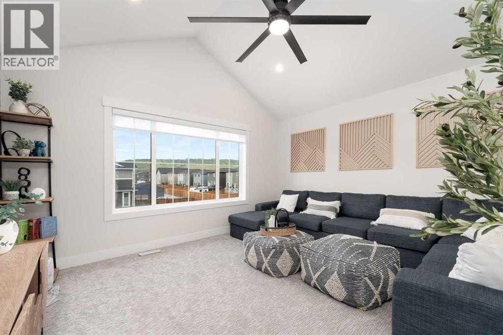 524 Waterford Grove, Chestermere, Alberta  T1X 2Z9 - Photo 18 - A2292049