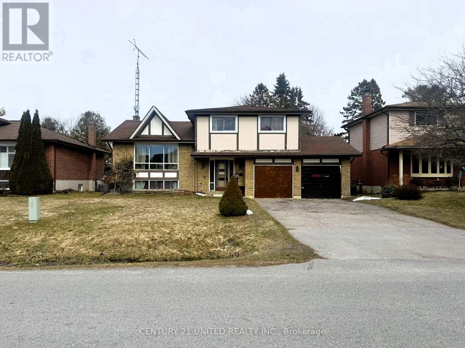 20 RAVENSDALE ROAD, Cobourg, Ontario