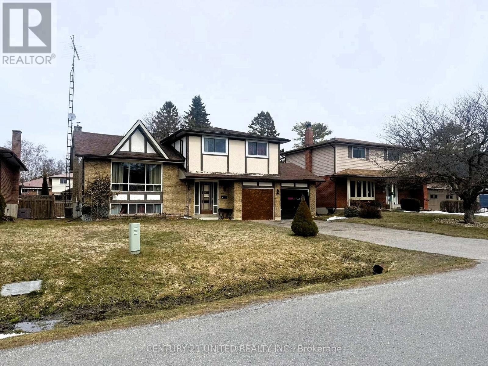 20 Ravensdale Road, Cobourg, Ontario  K9A 2B9 - Photo 3 - X12868516