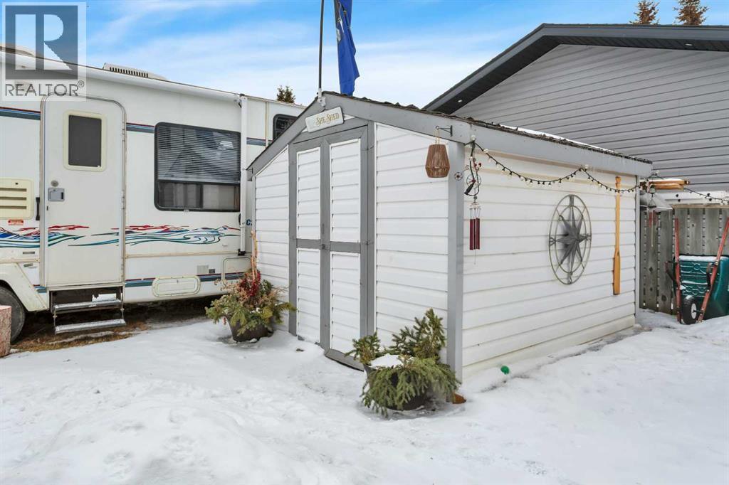 6006 70 Avenue, Rocky Mountain House, Alberta  T4T 1M2 - Photo 33 - A2292266