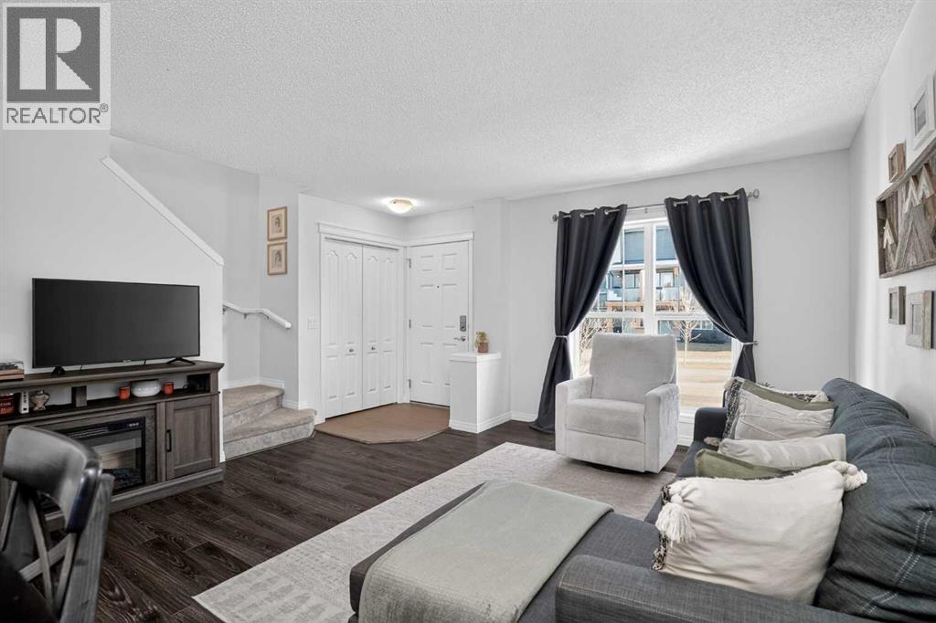 61 Auburn Meadows View Se, Calgary, Alberta  T3M 2C9 - Photo 3 - A2289968