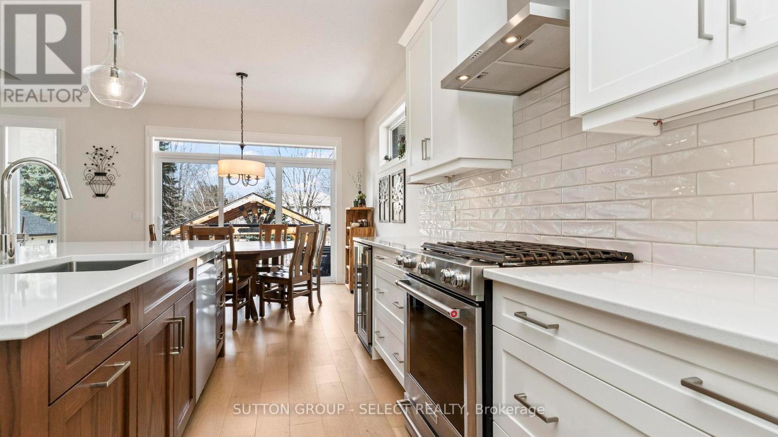 Photo 11 of 50 for 2005 Lockwood Crescent