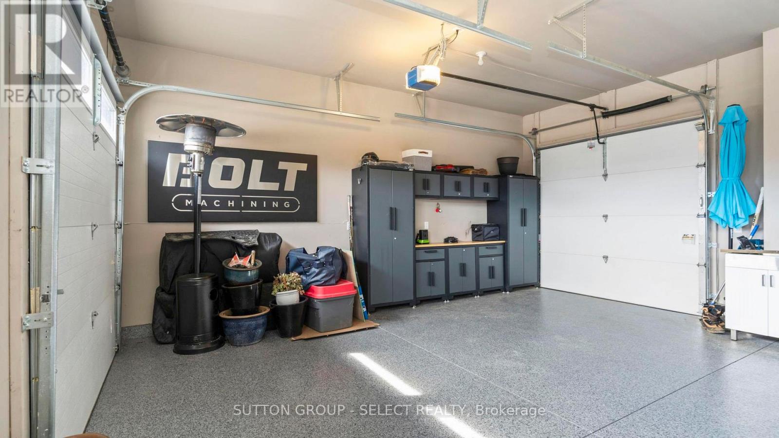 Photo 37 of 50 for 2005 Lockwood Crescent