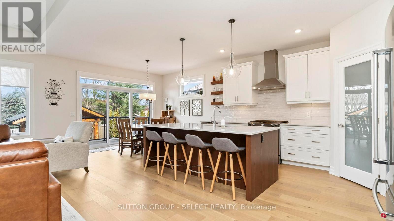 2005 Lockwood Crescent, Strathroy-Caradoc, Ontario  N0L 1W0 - Photo 8 - X12868550