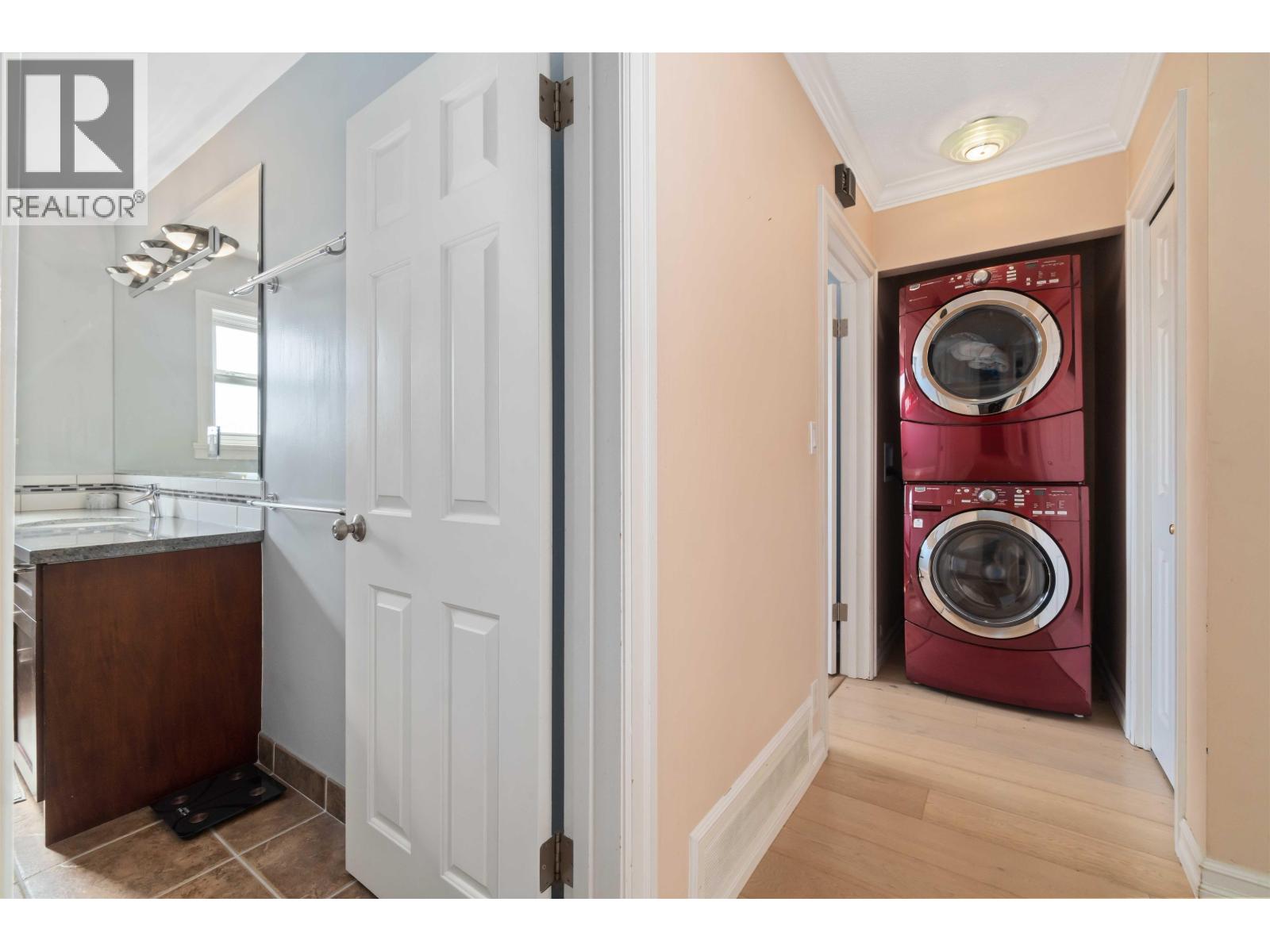 595 Garrow Drive, Port Moody, British Columbia  V3H 1H6 - Photo 14 - R3079609