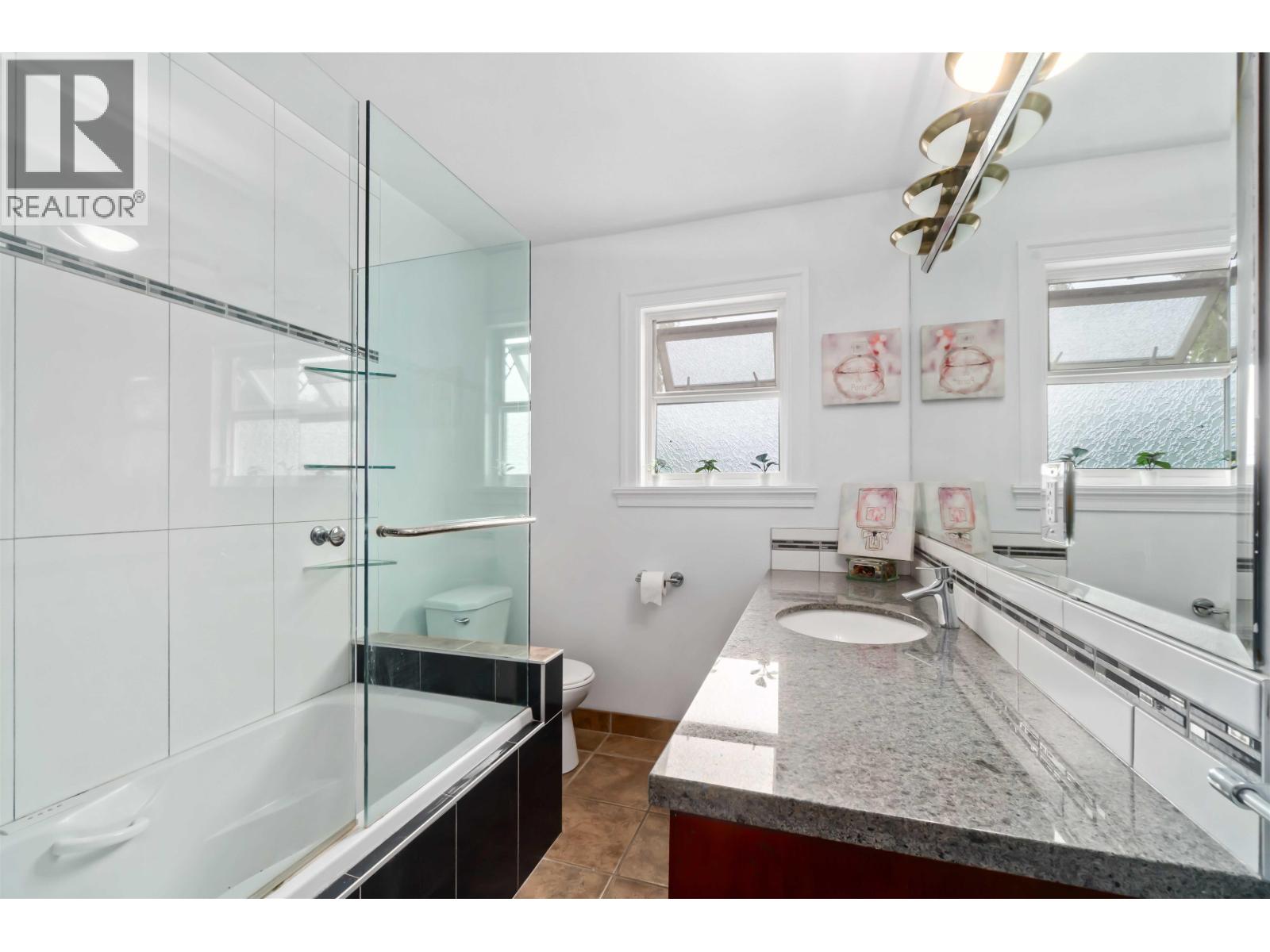 595 Garrow Drive, Port Moody, British Columbia  V3H 1H6 - Photo 17 - R3079609