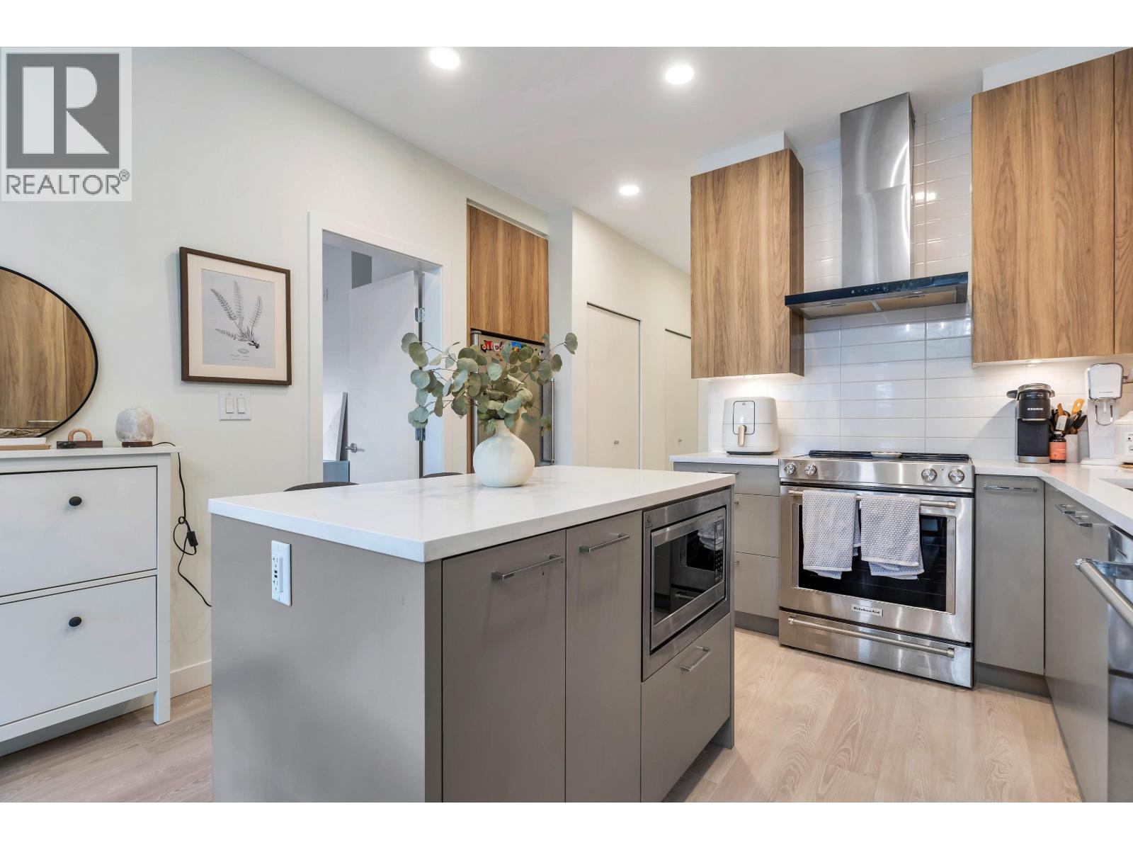 106 7599 15th Street, Burnaby, British Columbia  V3N 0H9 - Photo 12 - R3091229