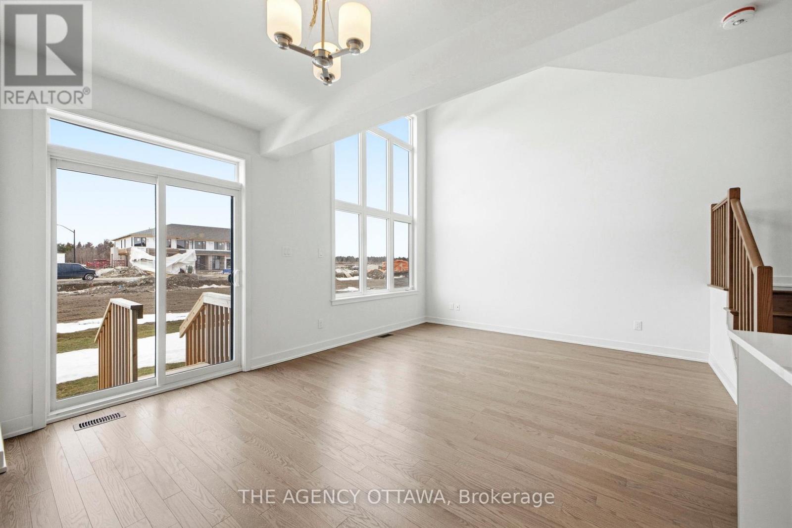 1132 Spoor Street, Ottawa, Ontario  K2K 1X7 - Photo 11 - X12868554