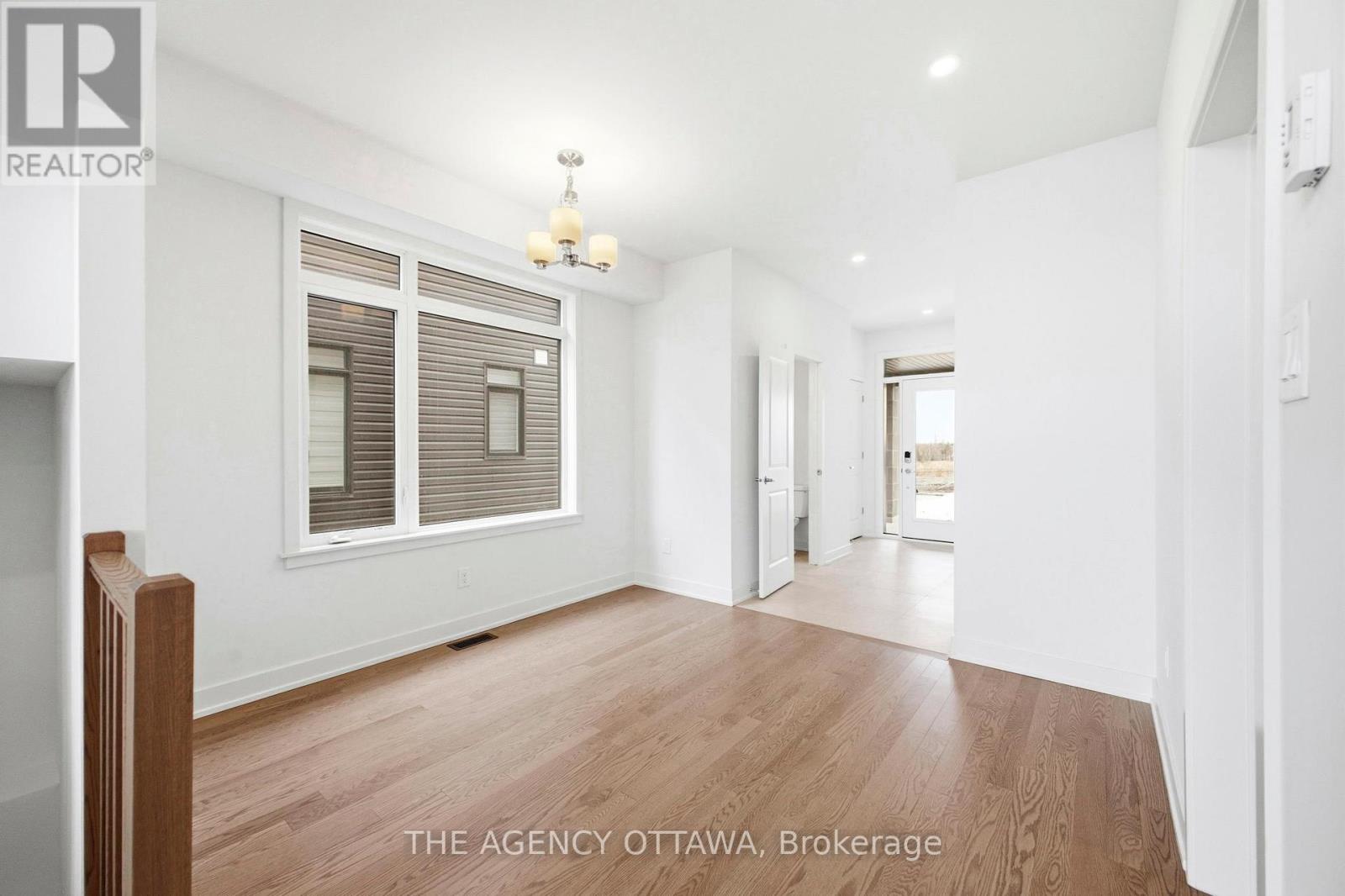 1132 Spoor Street, Ottawa, Ontario  K2K 1X7 - Photo 7 - X12868554